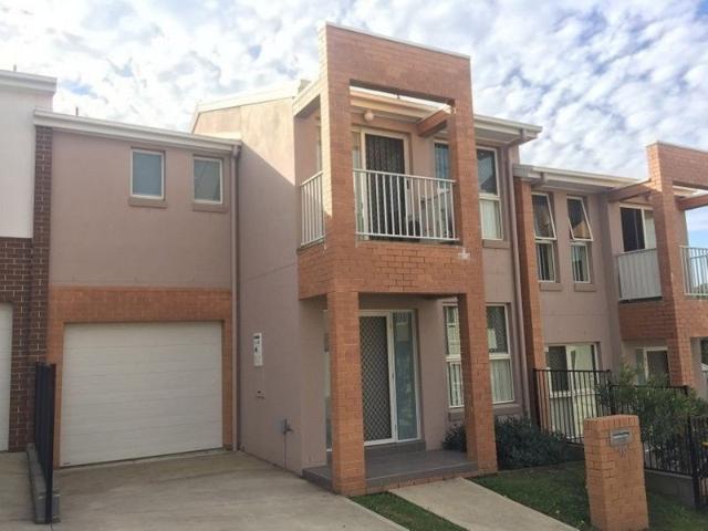 Spacious Townhouse Living in a Convenient Ermington Location