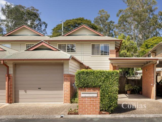 Spacious Townhouse Living in a Tranquil Bardon Setting