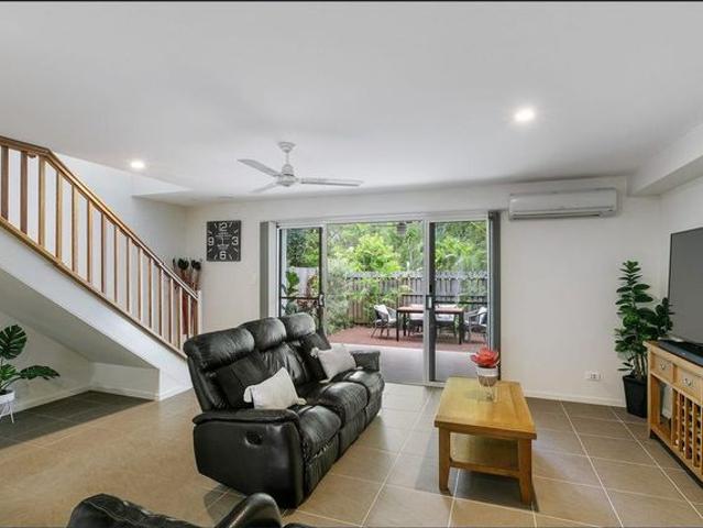 Spacious Townhouse Living in Keliana Grove
