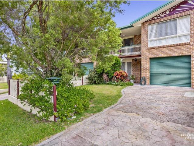 Spacious Townhouse Living in the Heart of The Range