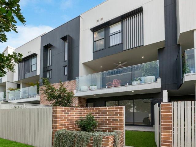Spacious Townhouse Living in the Heart of Everton Park