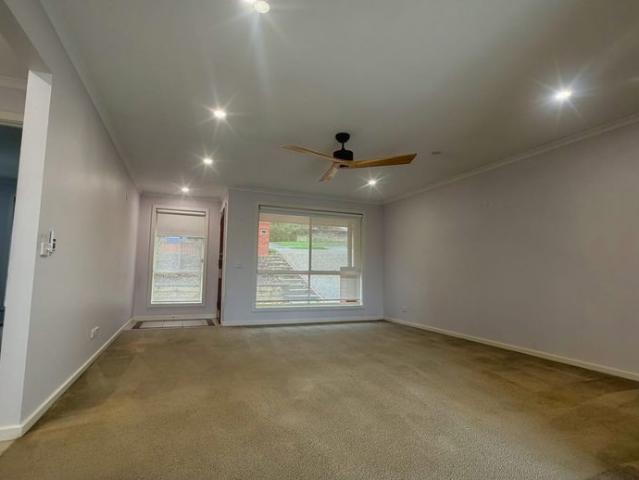 Spacious Townhouse Living Just Moments from the Heart of Albury