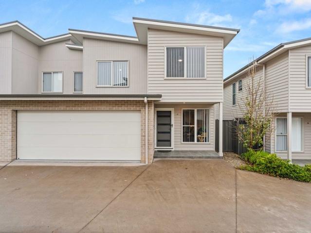 Spacious Townhouse Living with House Sized Proportions