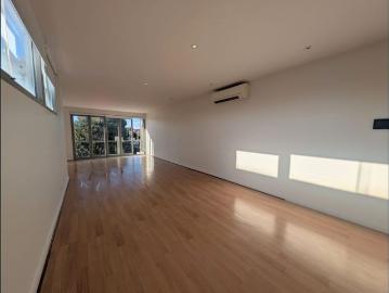 Spacious Townhouse Living