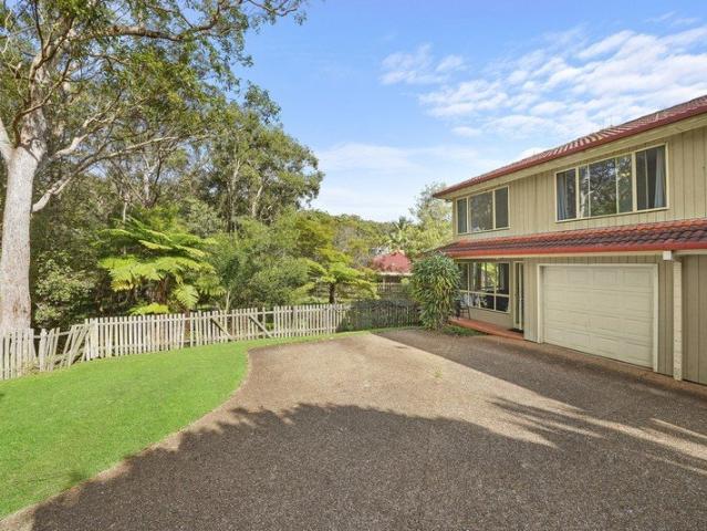 Spacious Townhouse with Lifestyle Convenience