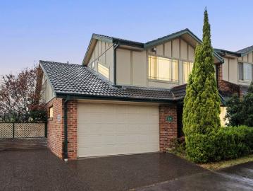 Spacious Townhouse Within a Convenient Location