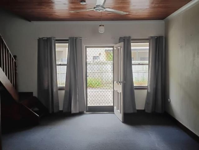 Spacious Townhouse Torquay Pool RENT INCREASE TO $440 ON 31/10/26
