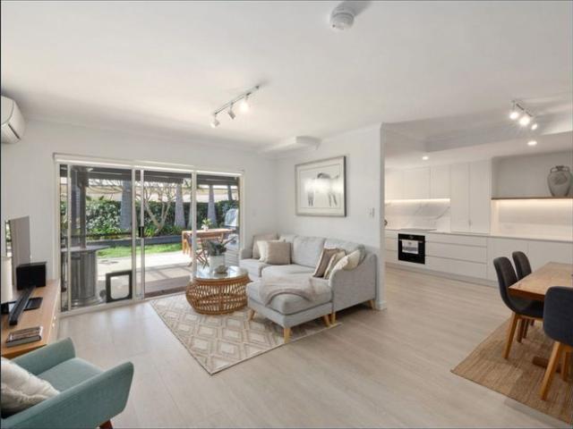 Spacious townhome with entertainer's courtyard in resort style complex