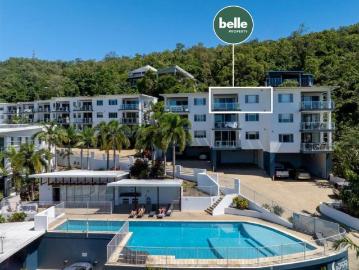 Spacious Tropical Living with Coral Sea Views in The Summit, Airlie Beach