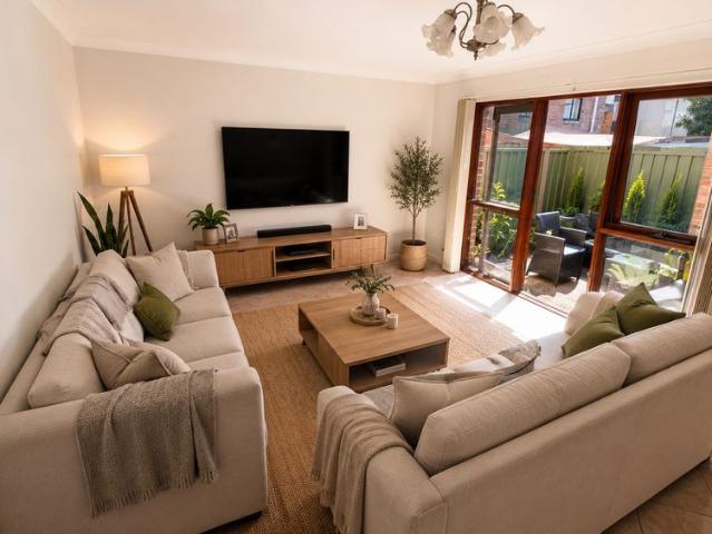 Spacious Tri Level 3 Bedroom Townhouse in a Quiet & Convenient Location
