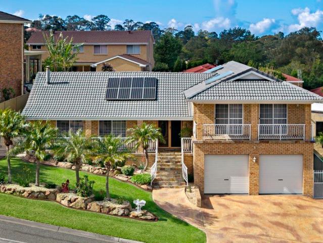 Spacious Tri level family entertainer with spa