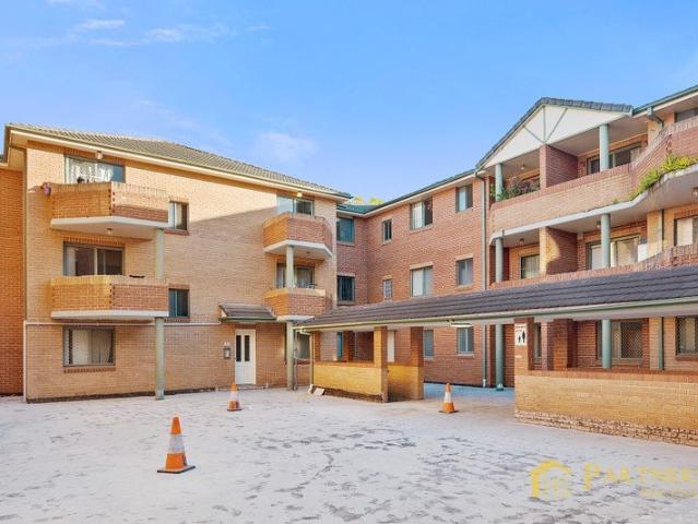 Spacious Two Bed Apartment Everything at Your Doorstep