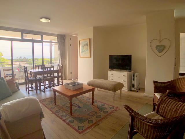 Spacious two bed apartment in The Claremont