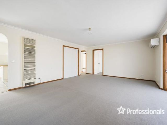 SPACIOUS TWO BEDROOM TOWNHOUSE