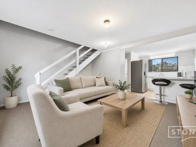 Spacious Two Bedroom Townhouse in a Convenient Location