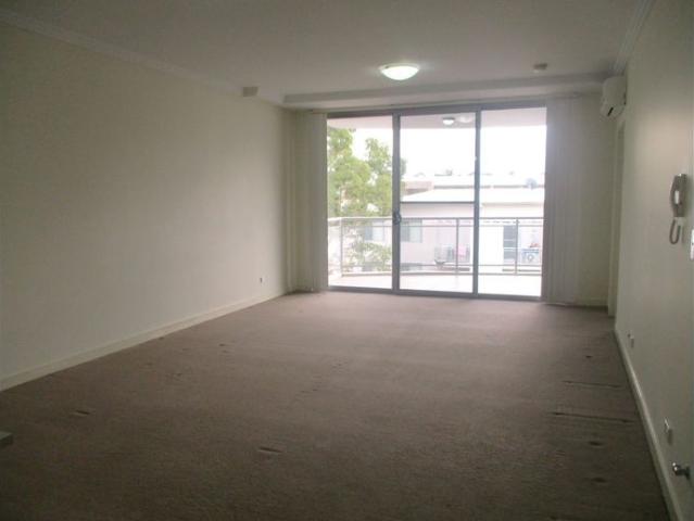Spacious Two Bedroom, Two Bathroom Unit