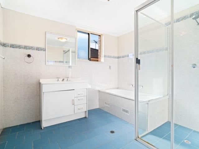 Spacious Two Bedroom Unit in a Convenient Location