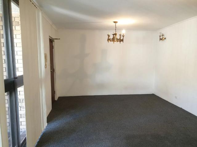 Spacious Two Bedroom Unit in a Prime Hurstville Location