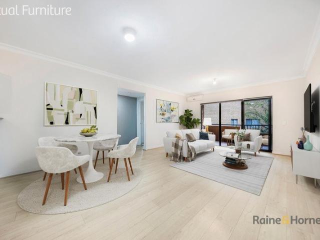 Spacious Two Bedroom Unit in Prime Carlingford Location Close to Light Rail, Shops & Schools