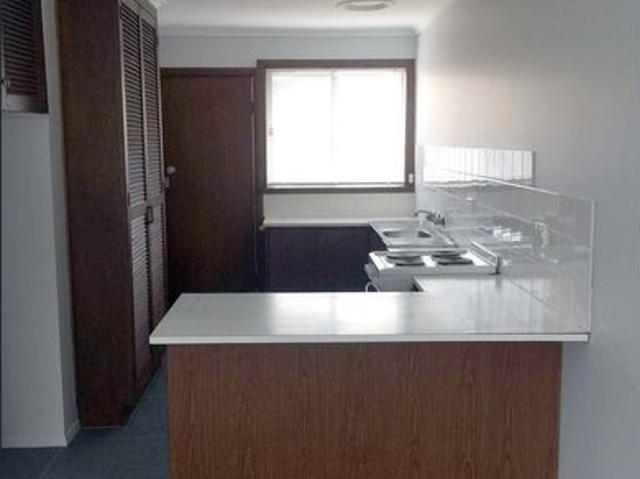Spacious Two Bedroom Unit in Prime Location!