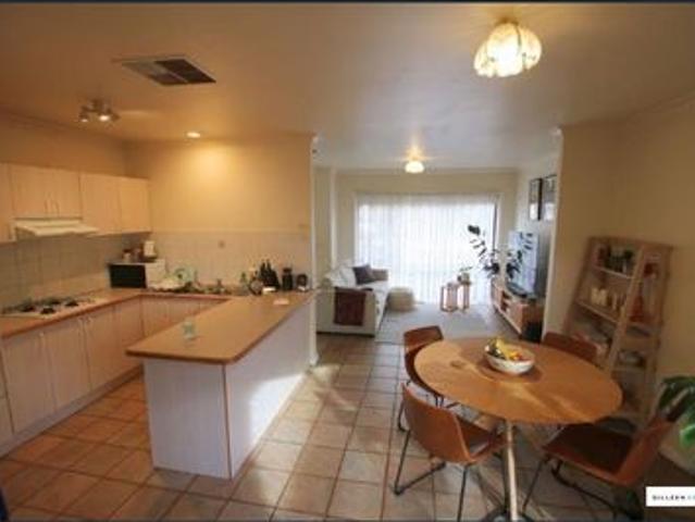 Spacious Two Bedroom Unit with entertainers courtyard