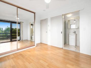 SPACIOUS TWO BEDROOM UNIT WITH TWO BALCONIES