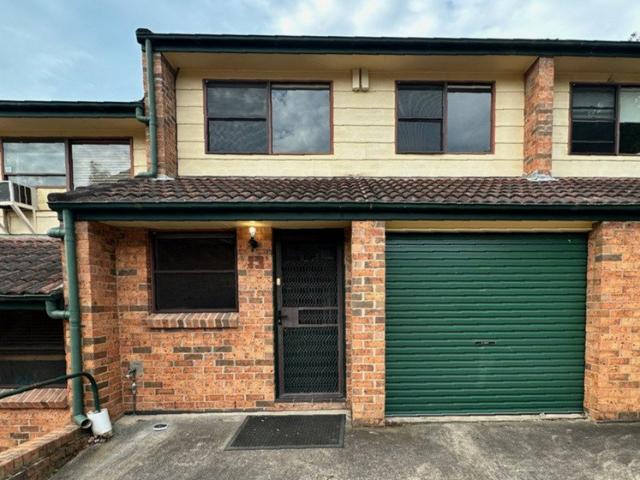Spacious Two Bedroom Unit