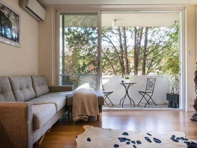Spacious Two Bedroom Apartment FULLY FURNISHED