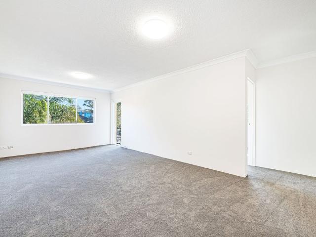 Spacious Two Bedroom Apartment in Convenient Cammeray Location