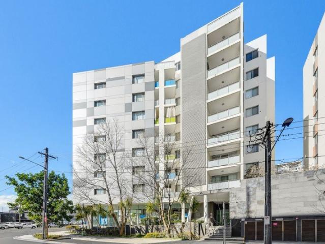 Spacious two bedroom apartment in convenient location with two car spaces
