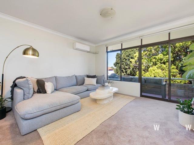 Spacious Two Bedroom Apartment in a Prime Lifestyle Address