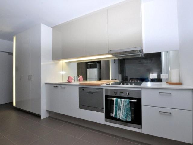 Spacious Two Bedroom Apartment In An Everpopular Inner City Location