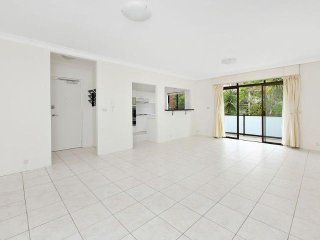 Spacious Two Bedroom Apartment in the Heart of Glebe