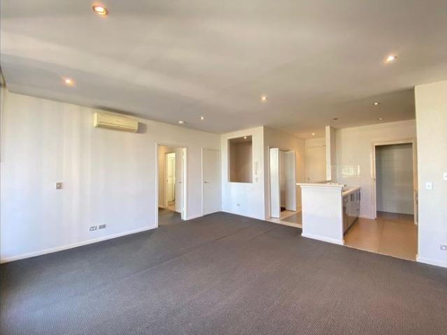 Spacious Two Bedroom Apartment in the Heart of Rhodes