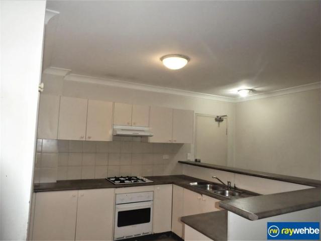 Spacious Two Bedroom Apartment in the Heart of Toongabbie