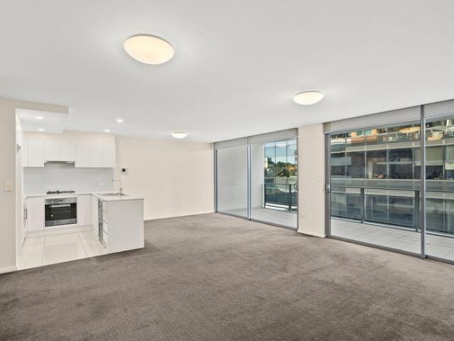 Spacious Two Bedroom Apartment in the Heart of Wollongong