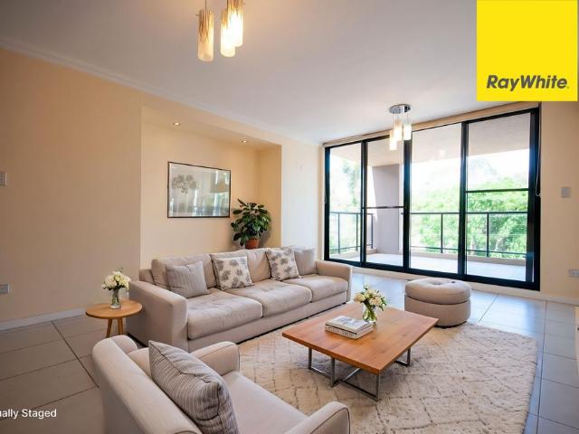 SPACIOUS TWO BEDROOM APARTMENT IN ULTRA CONVENIENT LOCATION