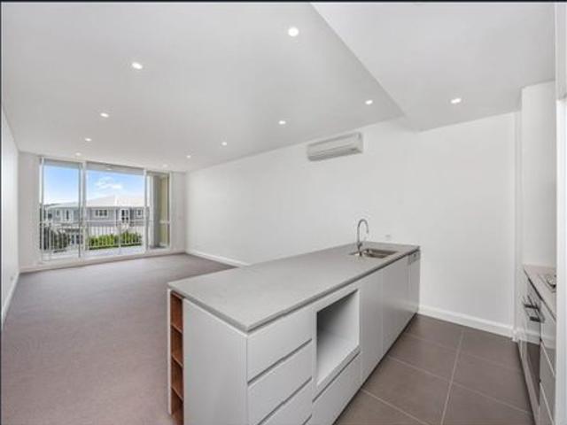 Spacious Two Bedroom Apartment | Split Level Design | Private Outdoor Living