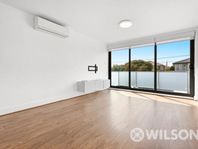 Spacious Two Bedroom Apartment with Balcony & Car Space