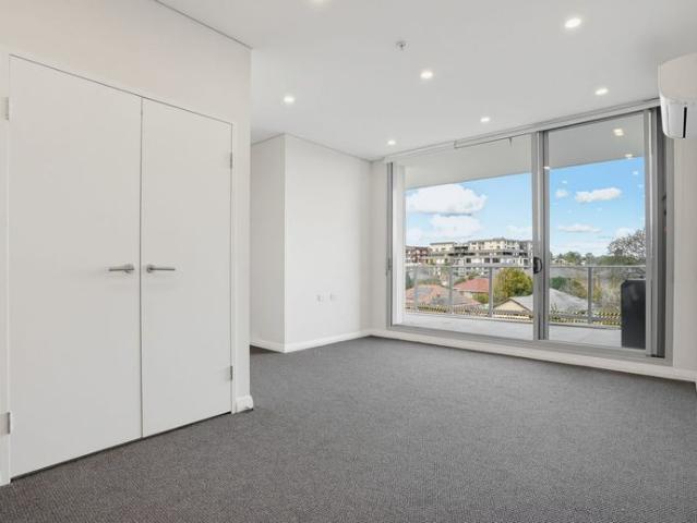 Spacious Two Bedroom Apartment with Dual Ensuites & Exceptional Convenience