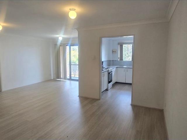 Spacious Two Bedroom Apartment with New Floorboards