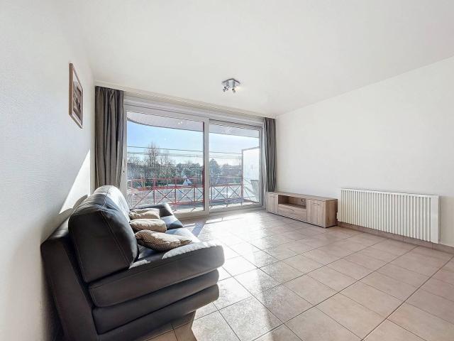 Spacious two bedroom apartment with south facing terrace