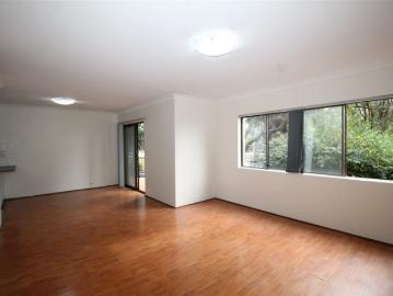 SPACIOUS TWO BEDROOM GROUND FLOOR UNIT