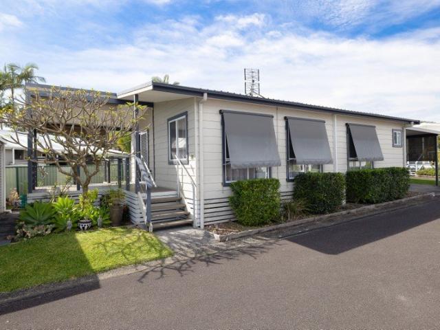Spacious Two Bedroom Home in a Convenient Land Lease Community