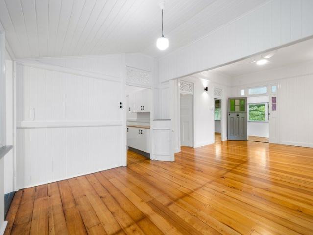 Spacious Two Bedroom Home in the Heart of Greenslopes