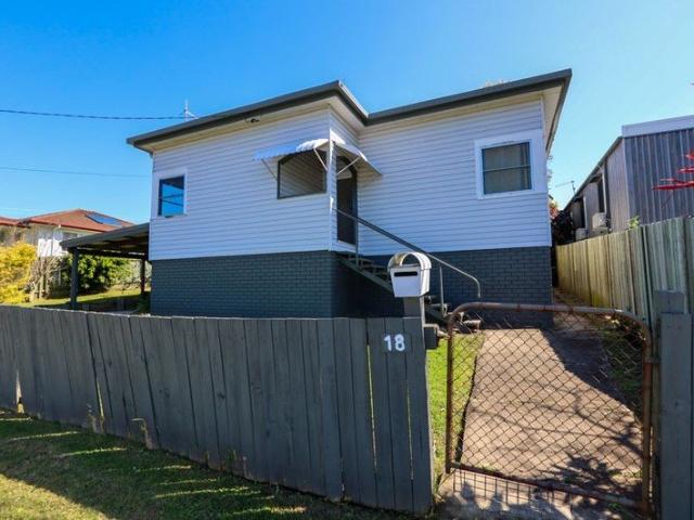 SPACIOUS TWO BEDROOM HOME IN WOOLGOOLGA