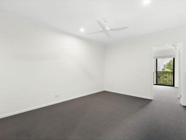Spacious Two Bedroom Home with Dual Living Areas, Solar & a Fantastic Carseldine Location!