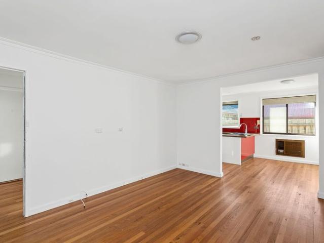 Spacious two bedroom living in Brunswick West