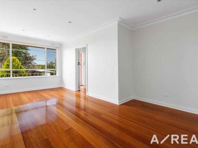 Spacious Two Bedroom Living in Mont Albert North