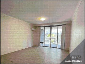 Fully furnished Spacious Two Bedroom Living with Study